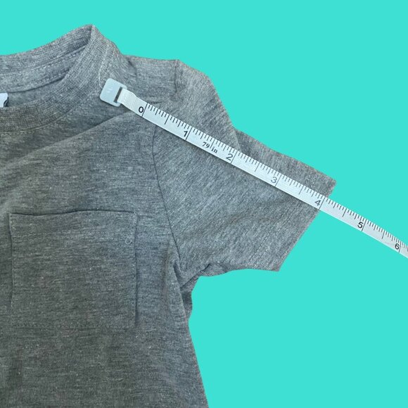 🌟 Tommy Bahama Grey Henley Tee – Size 24M - Picture 5 of 7